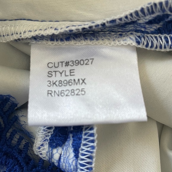 NWT Tadashi Shoji Embroidered Lace V-Neck Vibrant Blue Dress Size 2 - Picture 10 of 10